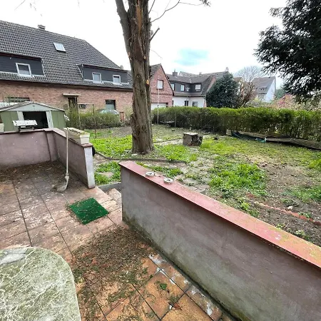 Bollgarten 8 * Köln